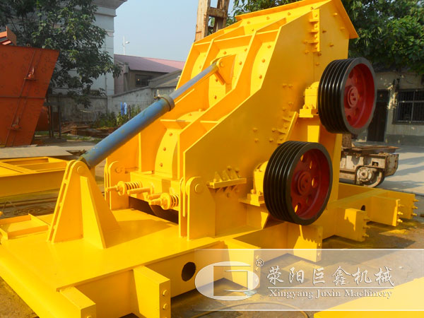 雙轉(zhuǎn)子制沙機(jī)液壓裝置展示 雙轉(zhuǎn)子制沙機(jī)液壓裝置展示