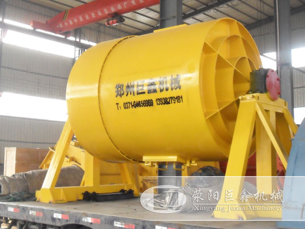間歇式球磨機(jī)裝車發(fā)貨中