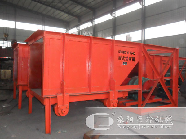 槽式給料機生產(chǎn)車間