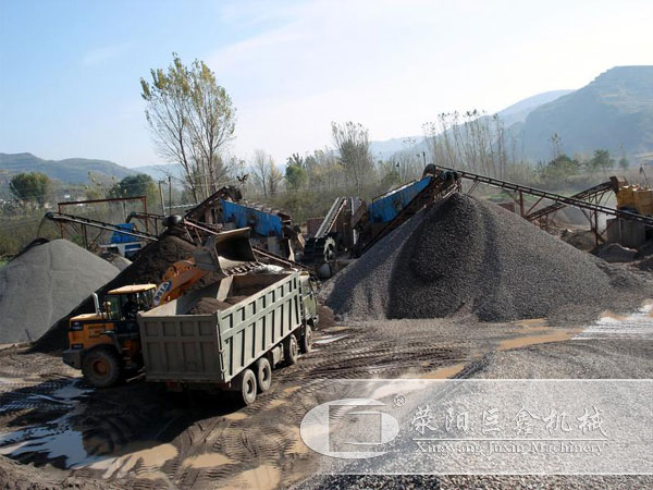 機(jī)制沙生產(chǎn)線設(shè)備生產(chǎn)現(xiàn)場(chǎng)