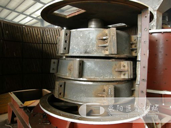 復合式制沙機背部結構展示 復合式制沙機背部結構展示