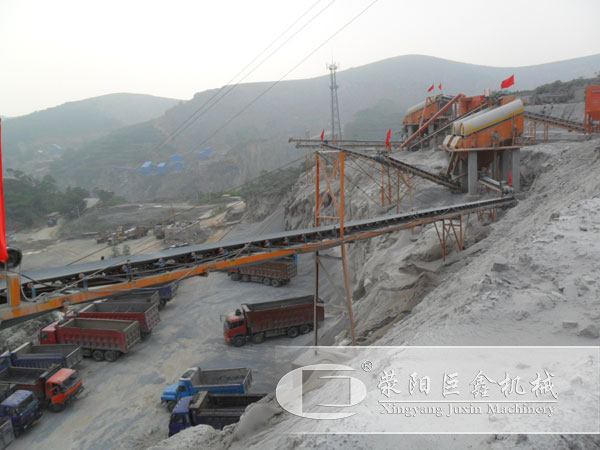 機(jī)制沙生產(chǎn)線現(xiàn)場 機(jī)制沙生產(chǎn)線現(xiàn)場