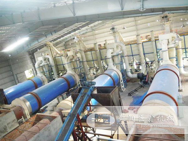 山東時(shí)產(chǎn)300噸木屑烘干機(jī)現(xiàn)場