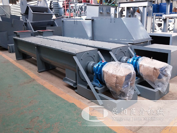 螺旋式輸送機廠內實拍