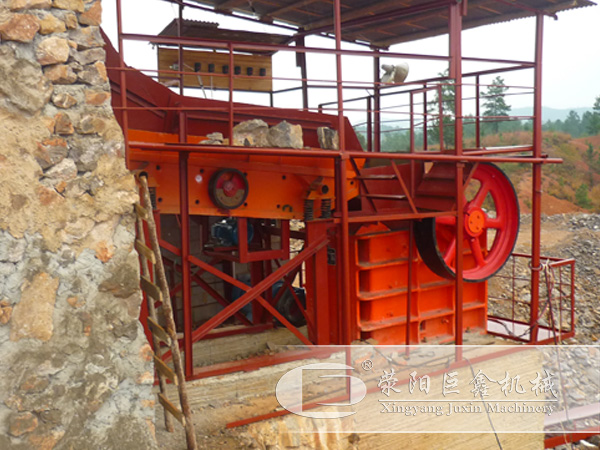 鄂式破碎機(jī)用戶現(xiàn)場