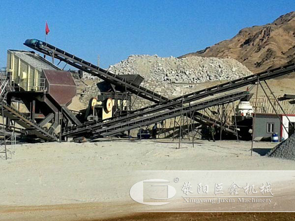 機制沙生產(chǎn)線中鄂破+圓錐破